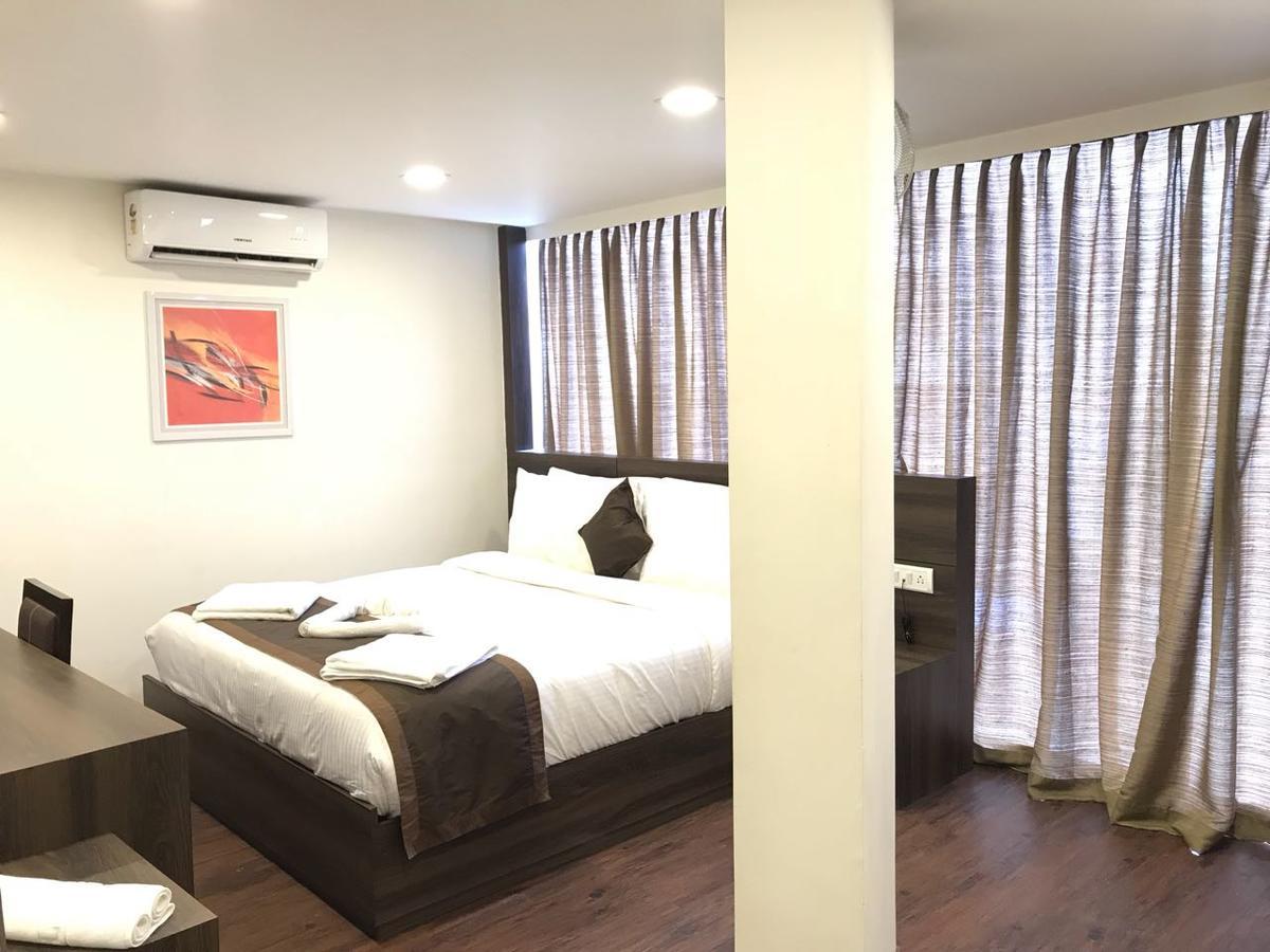 Hotel Royal Inn - Electronic City Bangalore Eksteriør billede
